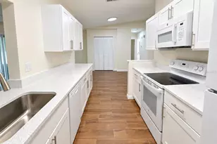 902 W Shannon Ct, Venice, FL 34293 - Photo 13