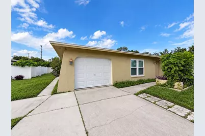 902 W Shannon Court, Venice, FL 34293 - Photo 1