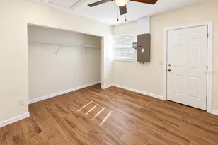 902 W Shannon Ct, Venice, FL 34293 - Photo 25