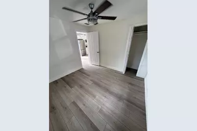1202 E Osborne Avenue, Tampa, FL 33603 - Photo 11