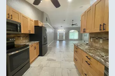 813 Boundary Boulevard, Rotonda West, FL 33947 - Photo 11