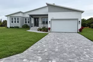 8181 Tecumseh Cir, Port Charlotte, FL 33981 - Photo 1