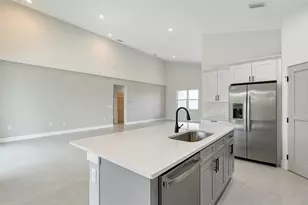 8181 Tecumseh Cir, Port Charlotte, FL 33981 - Photo 7