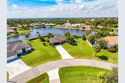 18177 Wolbrette Circle, Port Charlotte, FL 33948 - Photo 15