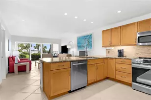 600 Sutton Pl, Longboat Key, FL 34228 - Photo 9