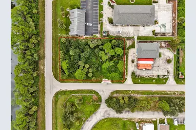 17525 Abbott Avenue, Port Charlotte, FL 33954 - Photo 5