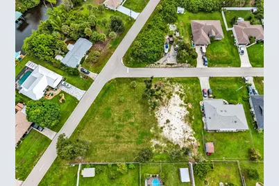 2425 Woodyglen Street, Port Charlotte, FL 33948 - Photo 9