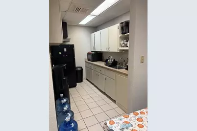2400 Harbor Boulevard #21 - 22, Port Charlotte, FL 33952 - Photo 5