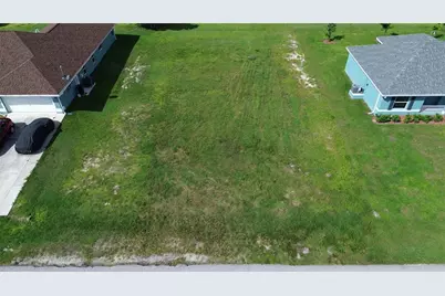 2045 NE 24th Terrace #33, Cape Coral, FL 33909 - Photo 3