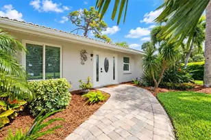 1 Oakwood Dr N, Englewood, FL 34223 - Photo 63