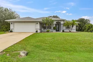252 Denver Dr, Port Charlotte, FL 33954 - Photo 7