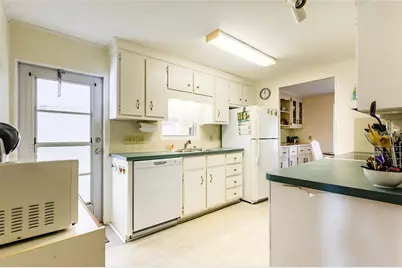 2100 Kings Highway #617, Port Charlotte, FL 33980 - Photo 5