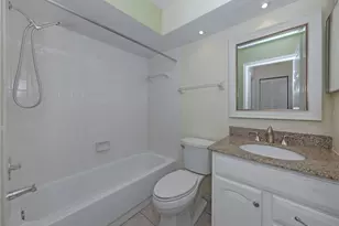 860 Chatham Dr, Venice, FL 34285 - Photo 17