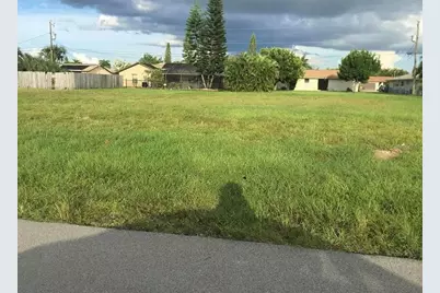 3725 SW 7th Place, Cape Coral, FL 33914 - Photo 3