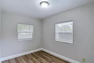 8618 20th St, Tampa, FL 33619 - Photo 29