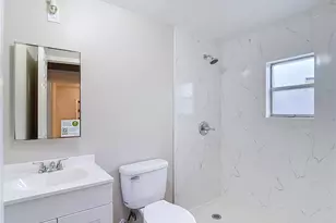 8618 20th St, Tampa, FL 33619 - Photo 37