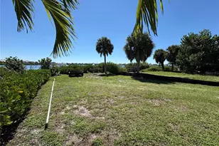 108 Sunrise Dr, Nokomis, FL 34275 - Photo 9