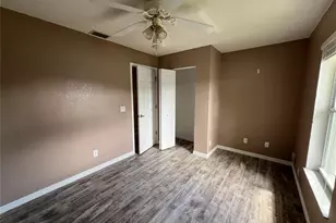 4055 Allure Ln, North Port, FL 34287 - Photo 15