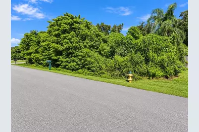 21434 Beaverton Avenue, Port Charlotte, FL 33952 - Photo 7