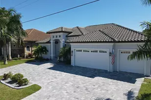 319 Trieste Dr, Punta Gorda, FL 33950 - Photo 3