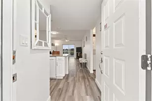 12538 SW Kingsway Cir, Lake Suzy, FL 34269 - Photo 15