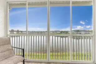 12538 SW Kingsway Cir, Lake Suzy, FL 34269 - Photo 31