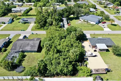 581 Spruce Street NW, Port Charlotte, FL 33952 - Photo 7