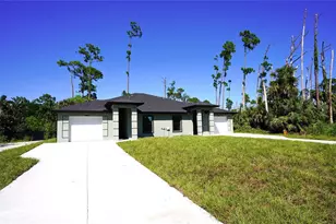 17320 Geddes Ave, Port Charlotte, FL 33954 - Photo 7