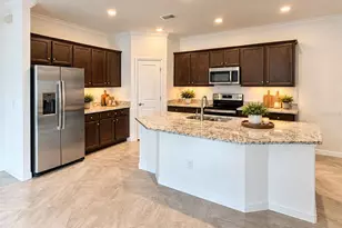 24213 Spartina Dr, Venice, FL 34293 - Photo 5