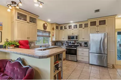 141 Summerset Drive, Punta Gorda, FL 33982 - Photo 17