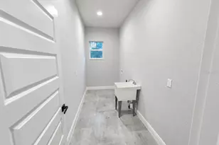 2484 Pickard Ln, North Port, FL 34286 - Photo 19