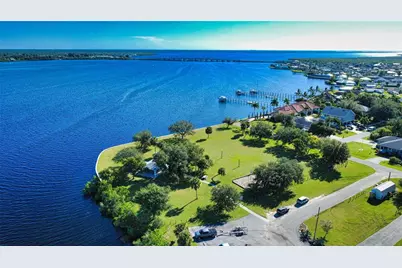 14062 Hopewell Avenue, Port Charlotte, FL 33981 - Photo 23