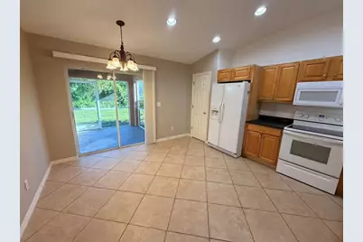 13356 SW Pembroke Circle N, Lake Suzy, FL 34269 - Photo 5
