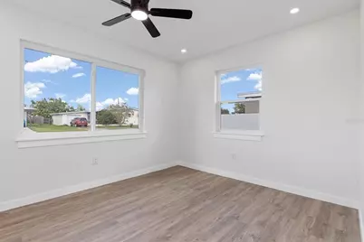 21435 Glendale Avenue, Port Charlotte, FL 33952 - Photo 15