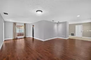 3122 Reseda Ct, Tampa, FL 33618 - Photo 15