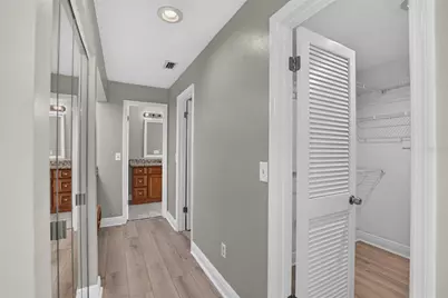 3122 Reseda Court, Tampa, FL 33618 - Photo 23