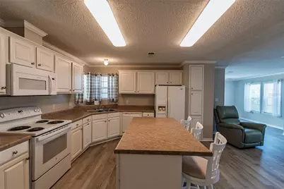 24 Emden Circle, Punta Gorda, FL 33950 - Photo 3