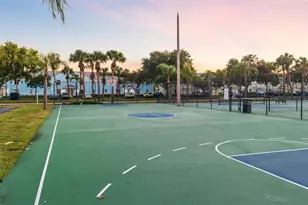 5202 Beach Dr SE, Saint Petersburg, FL 33705 - Photo 47