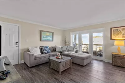 5202 Beach Drive SE #D, Saint Petersburg, FL 33705 - Photo 9