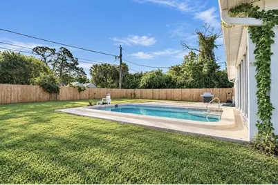 2524 Collingswood Boulevard, Port Charlotte, FL 33948 - Photo 33
