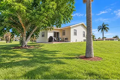 2835 Wisteria Place, Punta Gorda, FL 33950 - Photo 31