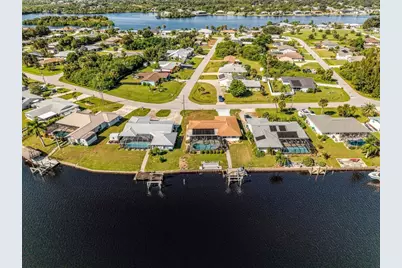 311 W Tarpon Boulevard NW, Port Charlotte, FL 33952 - Photo 3