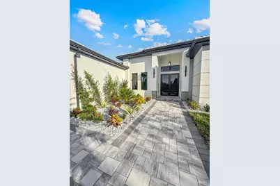 8568 Santa Cruz Drive, Port Charlotte, FL 33981 - Photo 9