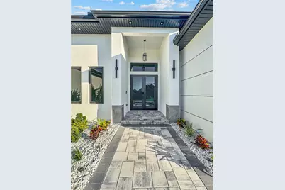 8568 Santa Cruz Drive, Port Charlotte, FL 33981 - Photo 11