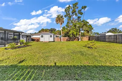 2562 Lakeshore Circle, Port Charlotte, FL 33952 - Photo 31
