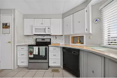 321 La Costa, North Port, FL 34287 - Photo 13