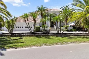 1128 N Circle Dr, Crystal River, FL 34429 - Photo 23