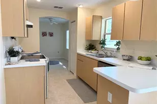 996 W Colbert Ct, Beverly Hills, FL 34465 - Photo 3