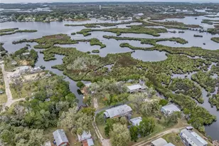 13465 W Hillbilly Ln, Crystal River, FL 34429 - Photo 19