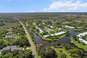 11286 W Bayshore Dr, Crystal River, FL 34429 - Photo 27